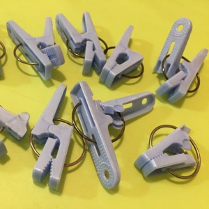 プラスチック 洗濯バサミ