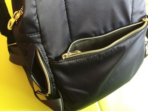 レガートラルゴ 背面ポケット